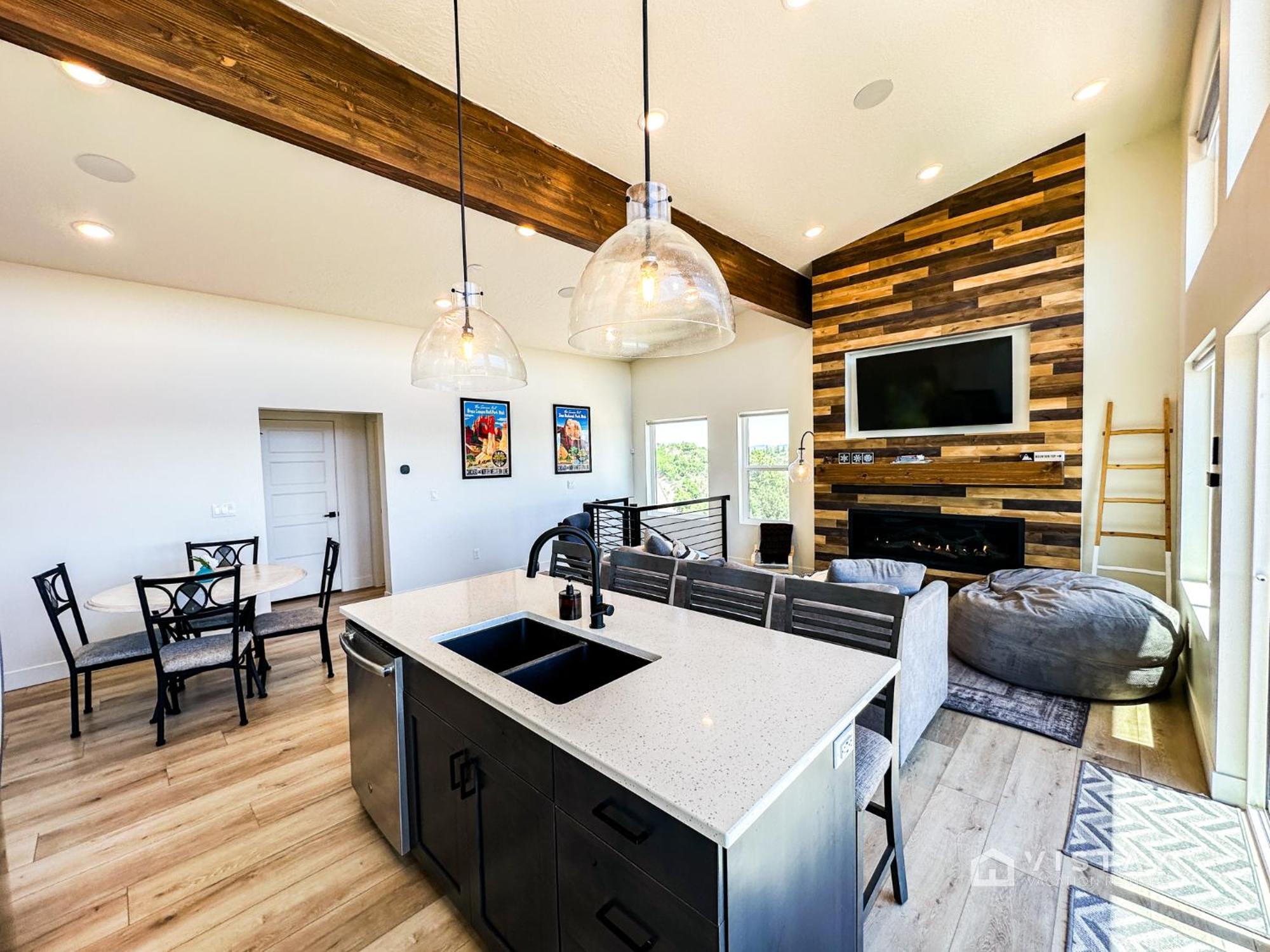 Bryce View Cabin - New Cabin With Amazing Views! Alton 外观 照片